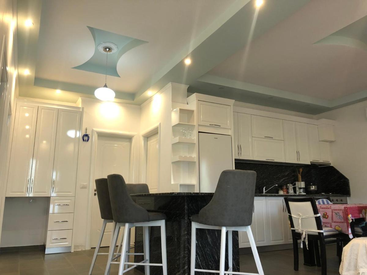 Adriatik Guesthouse เปอร์เมต ภายนอก รูปภาพ