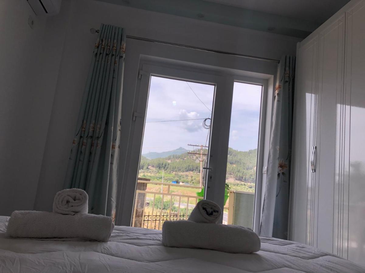 Adriatik Guesthouse เปอร์เมต ภายนอก รูปภาพ
