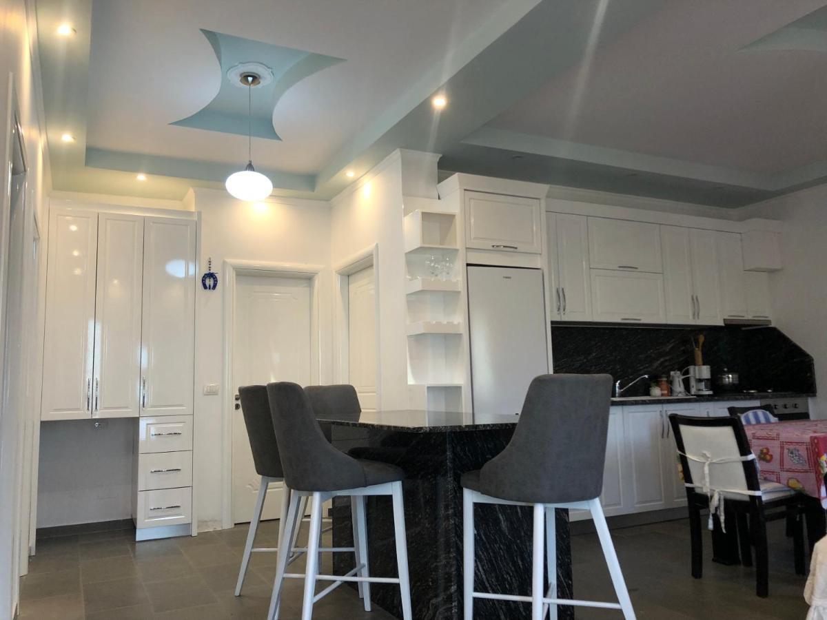 Adriatik Guesthouse เปอร์เมต ภายนอก รูปภาพ