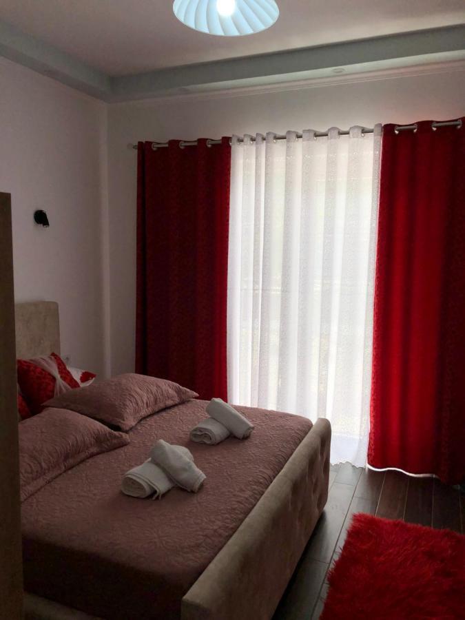 Adriatik Guesthouse เปอร์เมต ภายนอก รูปภาพ