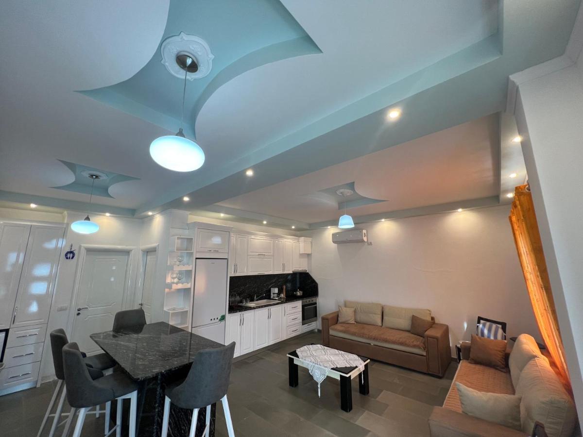 Adriatik Guesthouse เปอร์เมต ภายนอก รูปภาพ